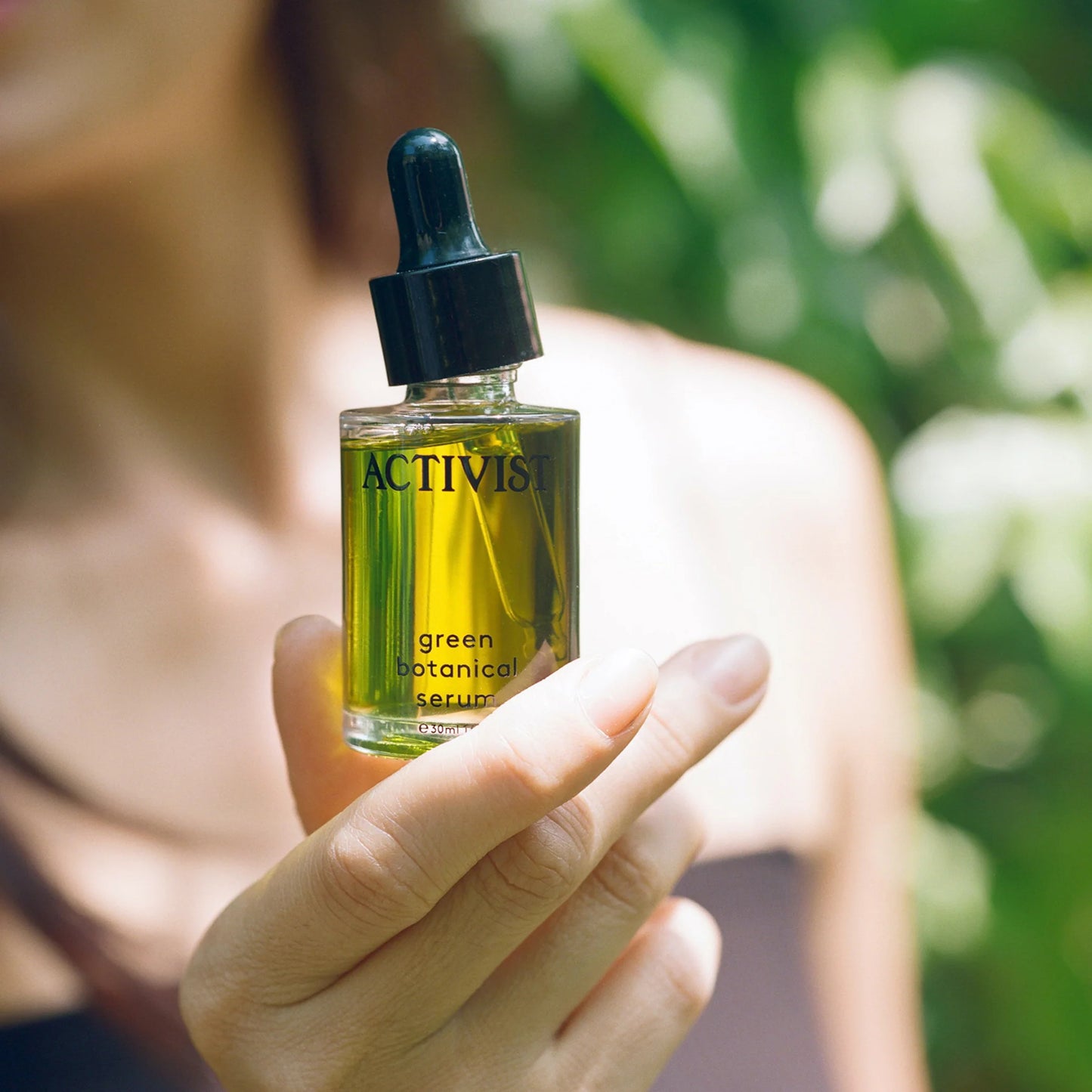 Green Botanical Serum from ACTIVIST Bottle